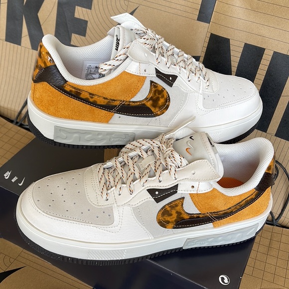 Nike Air Force 1 FONTANKA WMNS Phantom/Light Curry - Picture 11 of 16